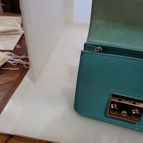 Furla Metropolis Mini Crossbody Pebbled Leather W/Chain Aqua Excellent Used Cond - Picture 13 of 16